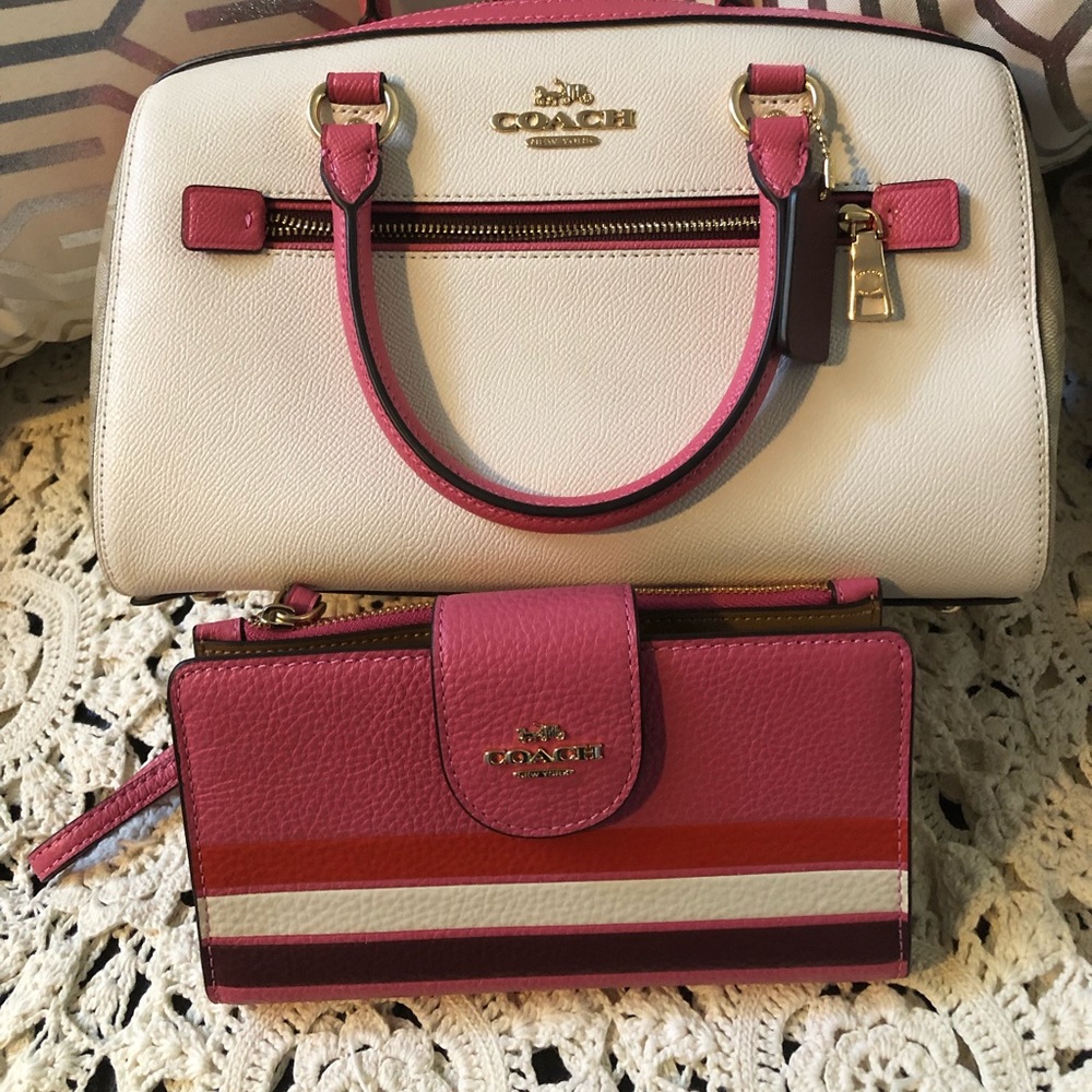 COACH Handbag with matching wallet. Great condition!